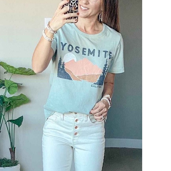 Zoe + Liv Tops - Zoe + Liv Women’s Yosemite Graphic T-Shirt- Green XL